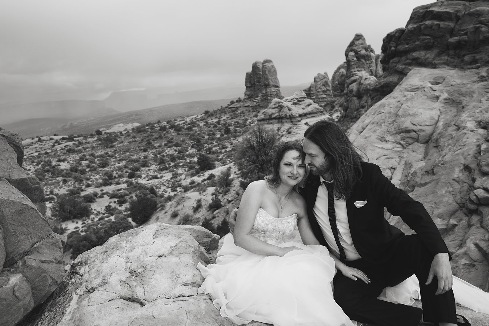 Adventure wedding portraits in arches and Canyonlands national parks.