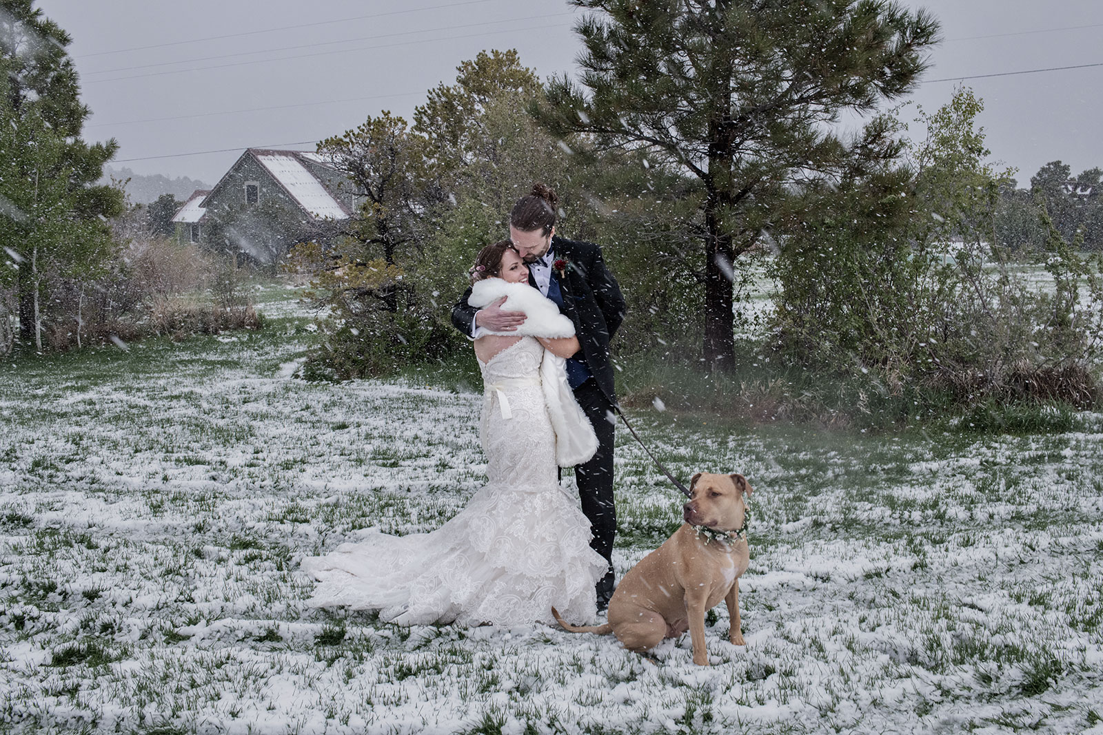 A Moab wedding up in the mountains with snow.