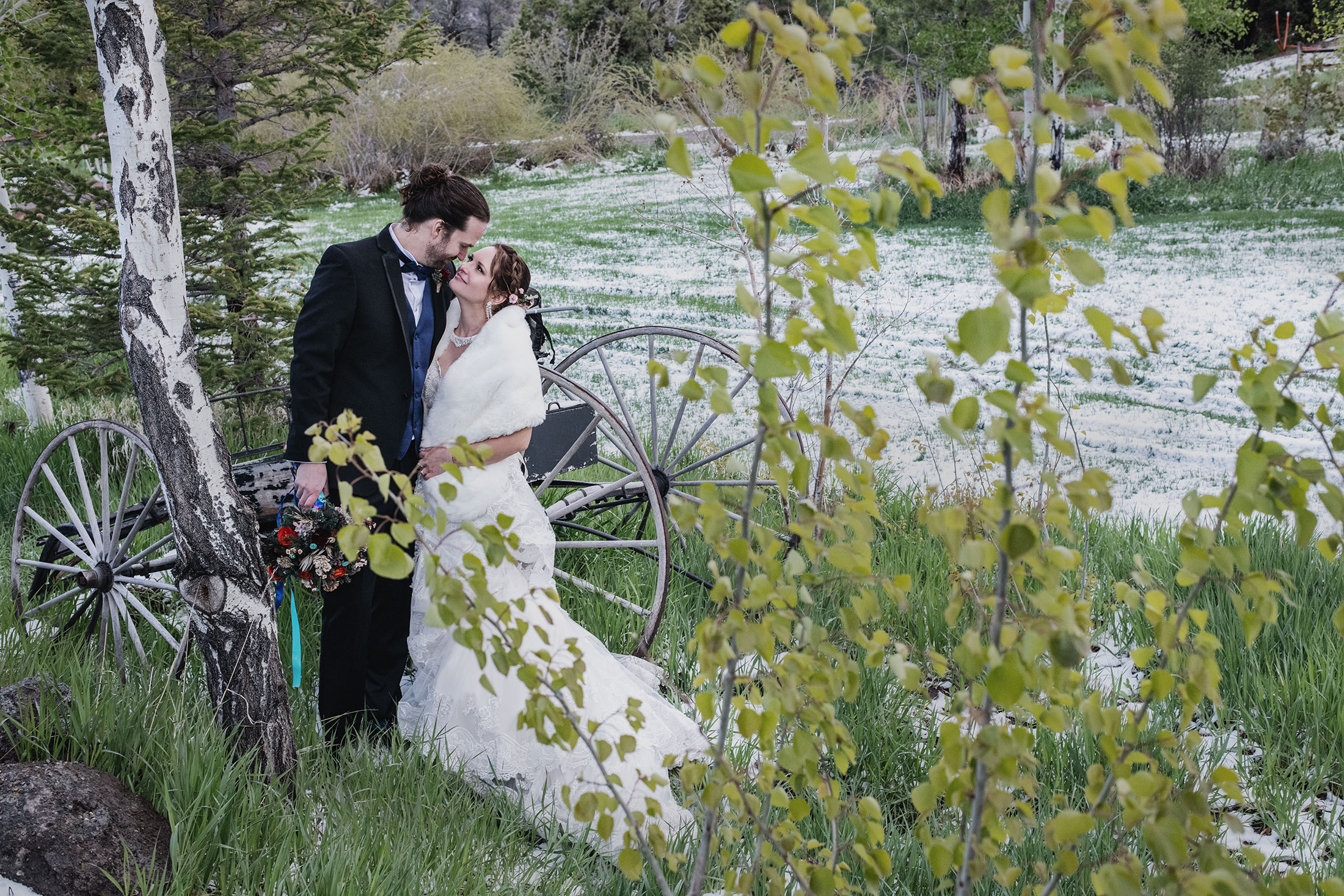 A Moab wedding up in the mountains with snow.